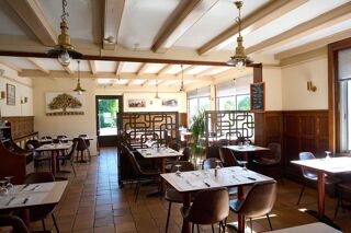  Immeuble � vendre 15 + pi�ces 732 m�