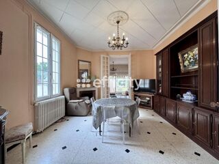  Maison à vendre 9 pièces 223 m²