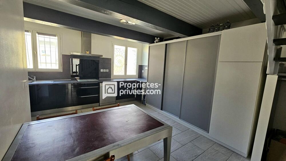 MAISON DE VILLE 3 FACES DE 70 M² AVEC GRANDGARAGE ET TERRASSE