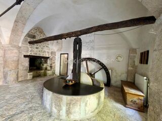  Moulin � vendre 4 pi�ces 187 m� Entrecasteaux