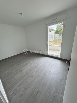  Appartement à louer 3 pièces 53 m²