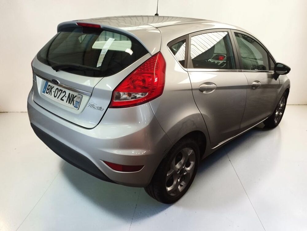 Fiesta 1.4 TDCI 70 TITANIUM 2011 occasion 06640 Saint-Jeannet