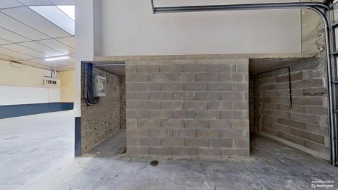    louer  Local pro 136 m  METZ  Idal artisan / stockage / logistique + porte sectionnelle 3x3 m 
