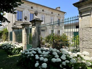  Maison à vendre 9 pièces 330 m²