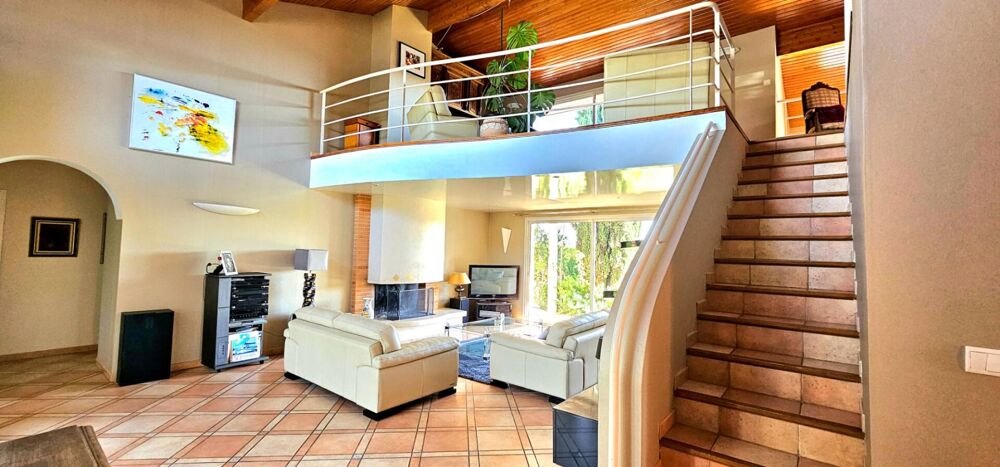 Vente Maison Maison d'architecte Castelnaudary 7 pièce(s) 181 m2 Castelnaudary