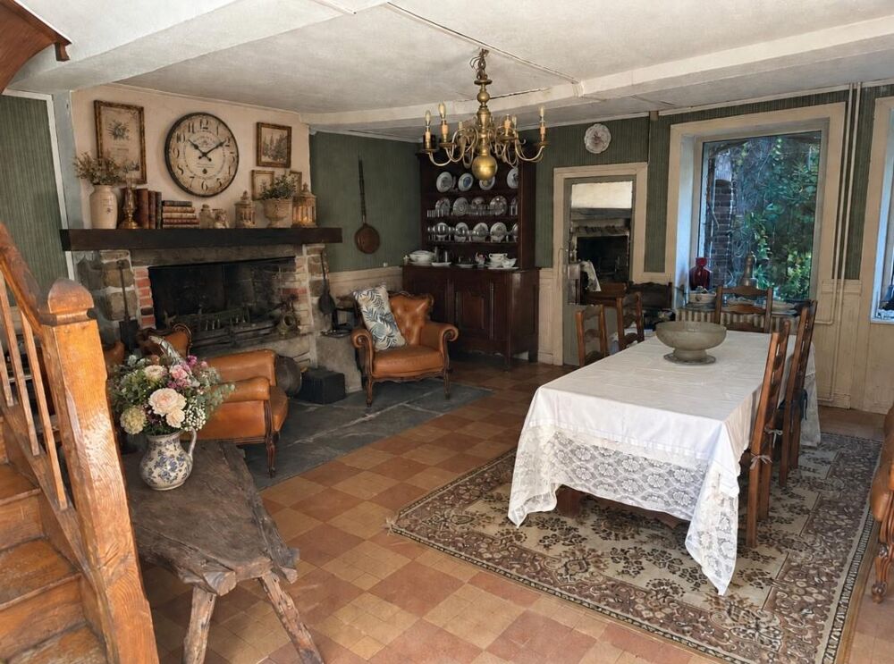 Vente Maison Maison à vendre 8 pièces Proche de CARROUGES (61) Carrouges