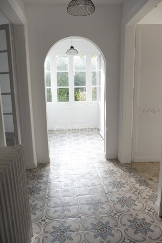  Propri�t�/ch�teau � vendre 13 pi�ces 227 m�