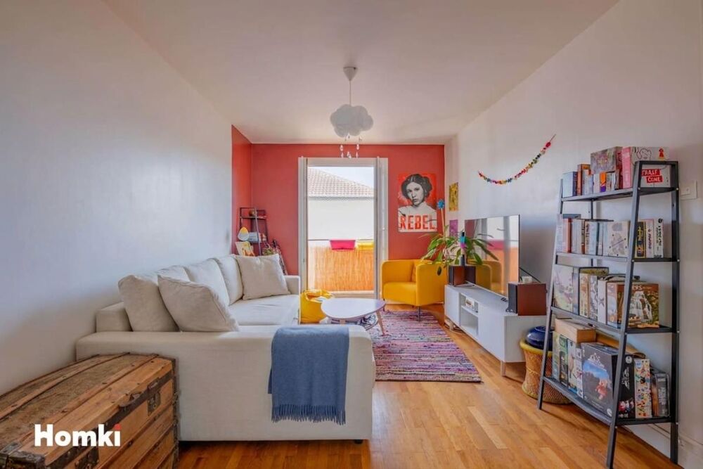 T3 (poss T4) de 68 m² - Balcon - Cave - Gratte-Ciel