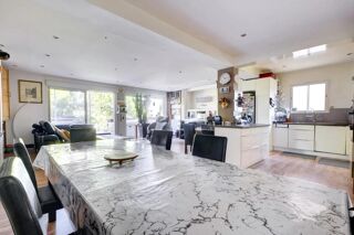  Maison � vendre 7 pi�ces 220 m�