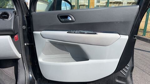 5008 1.6 HDi 110 Premium Pack 2010 occasion 95100 Argenteuil