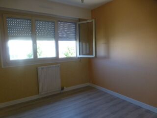  Appartement � louer 3 pi�ces 76 m�