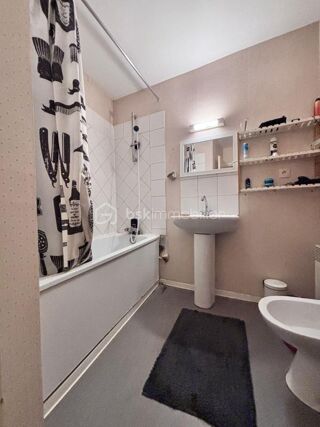  Immeuble � vendre 12 pi�ces 274 m�