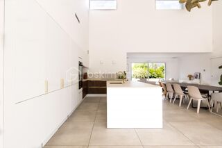  Maison � vendre 7 pi�ces 196 m�