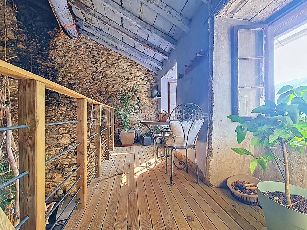 Vente Maison Maison de village avec terrasse en pierre et garage Olette