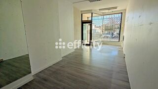  Immeuble à vendre 7 pièces 205 m²