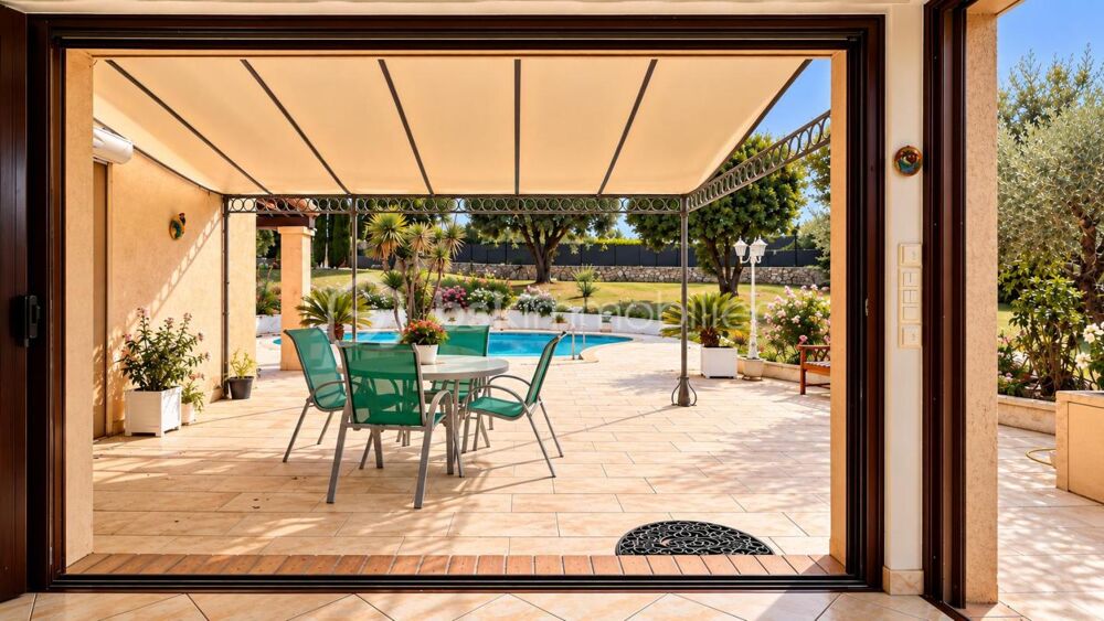 Vente Villa PEYMEINADE – VILLA PROVENÇALE DE PLAIN-PIED 177 M2 – PISCINE – VUE DÉGAGÉE – TERRAIN 2330 M2 – GARAGES Peymeinade