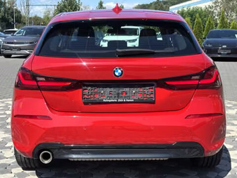 S&eacute;rie 1 118i Sport Line Matrix LED Virtual Cockpit Navi Pano SHZ 2022 occasion 33000 Bordeaux