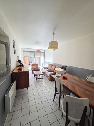  Immeuble  vendre 255 m