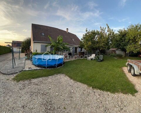   Jolie Maison familiale de 166m2 habitable, 7 chambres, garage double, terrain clos Maison - 8 pice(s) - 166 m