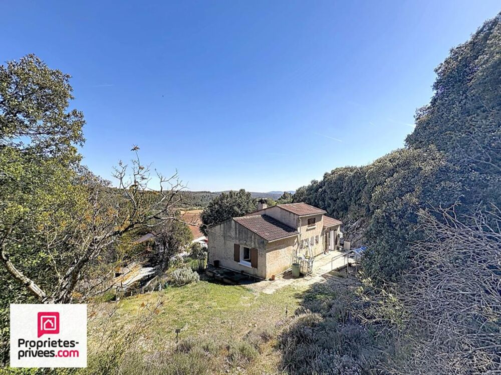 Villa avec grand garage sur 2360 m² de terrain divisible