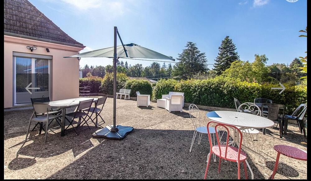 Vente Maison Maison d'architecte de 194 m2 sur un terrain de 5721 m²  avec une grande dépendance Paray le monial