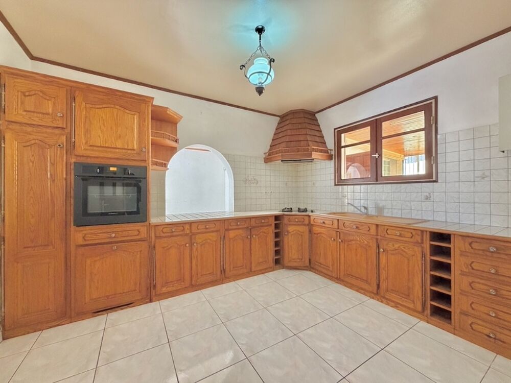 Vente Maison A vendre Villa T4 avec piscine et garage – La Rivière Saint-Louis 97421 La riviere