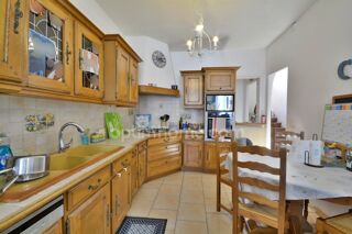  Maison � vendre 10 pi�ces 250 m�