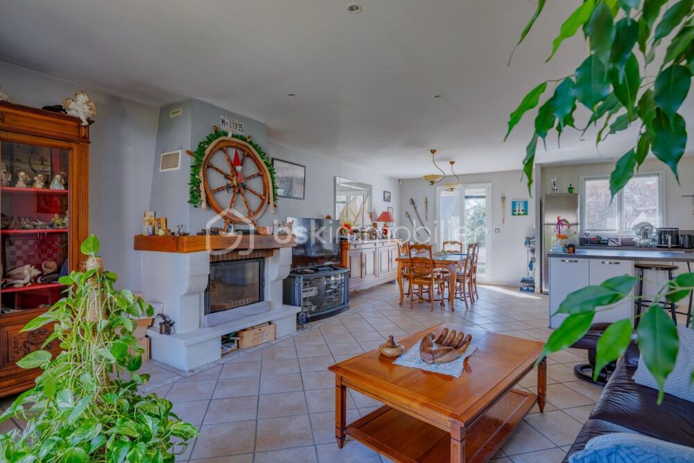 Maison de plain-pied avec 950 m² de terrain