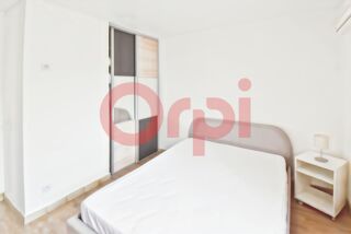  Appartement à louer 2 pièces 45 m²