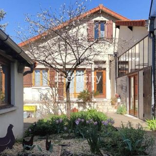  Maison � vendre 8 pi�ces 250 m�