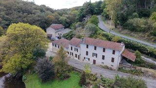  Maison à vendre 15 + pièces 240 m²