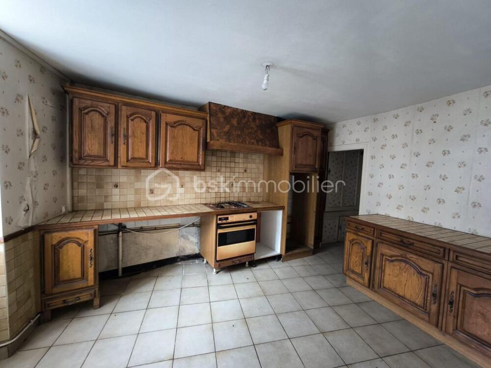 Vente Maison Maison familiale à Peyrat-de-Bellac avec seconde petite maison, garage et jardin Peyrat de bellac
