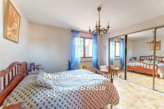  Villa � vendre 7 pi�ces 220 m�