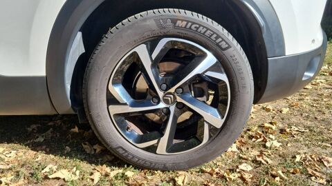 C5 aircross I 1.2 PureTech 130 EAT8 Shine - Automatique Toit ouvrant 2020 occasion 42500 Le Chambon Feugerolles