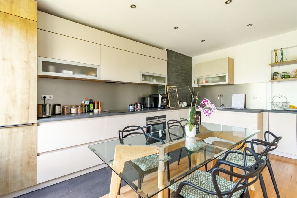 Vente Appartement Appartement - Paris - 82m² Paris 16