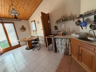  Propriété/château à vendre 3 pièces 61 m²