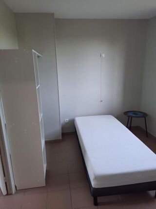  Appartement à louer 3 pièces 66 m² Famars