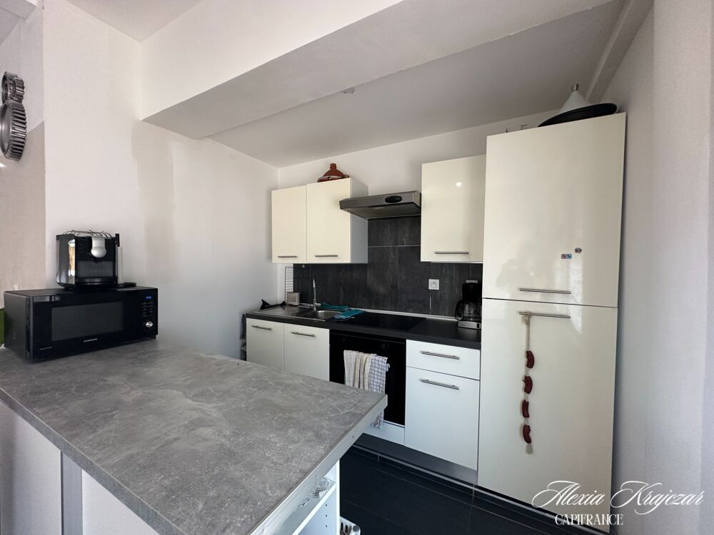 Vente Immeuble A VENDRE - Immeuble de rapport en monopropriété - 3 logements avec extérieurs privatifs - Emplacement de snacking à exploiter - Beziers