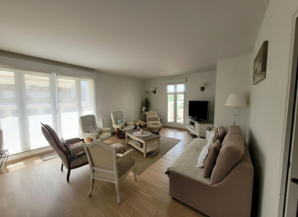 Appartement Duplex, Vue Lac Enghien Les Bains 5 pièce(s) 124.29 m2