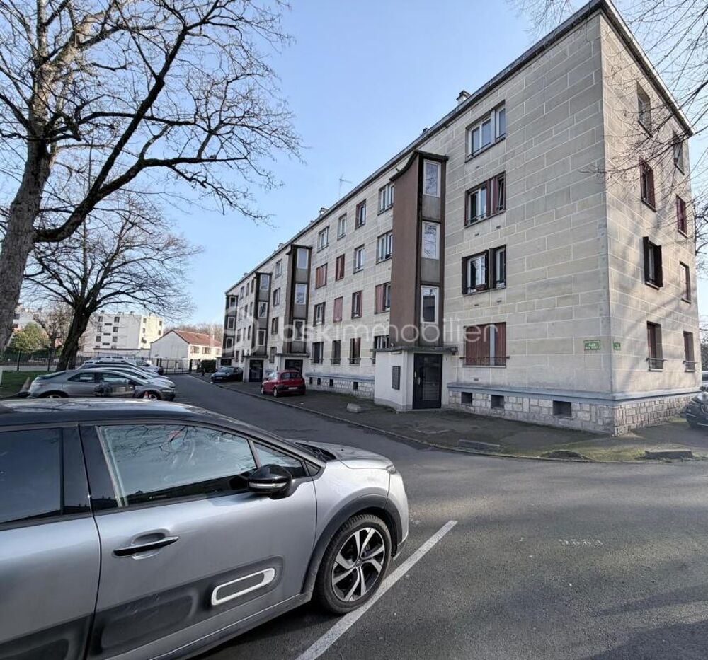 Appartement 4 pièces  58 m²  Clichy-sous-Bois