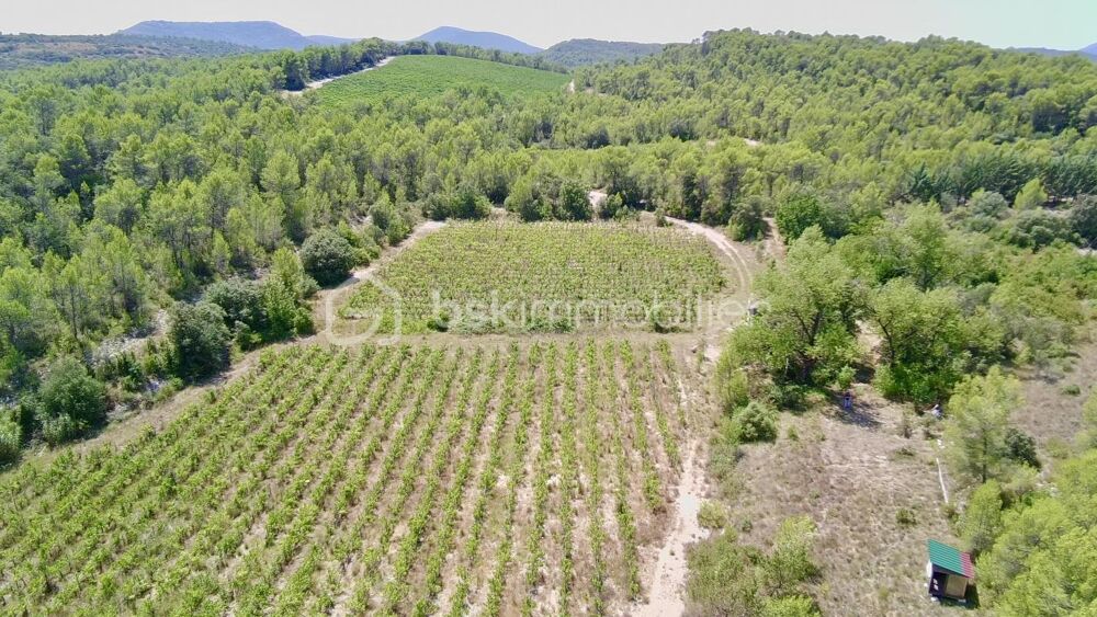 Vente Terrain Terrain agricole de 11 476 m² avec mazet cadastré et puits Vacquieres