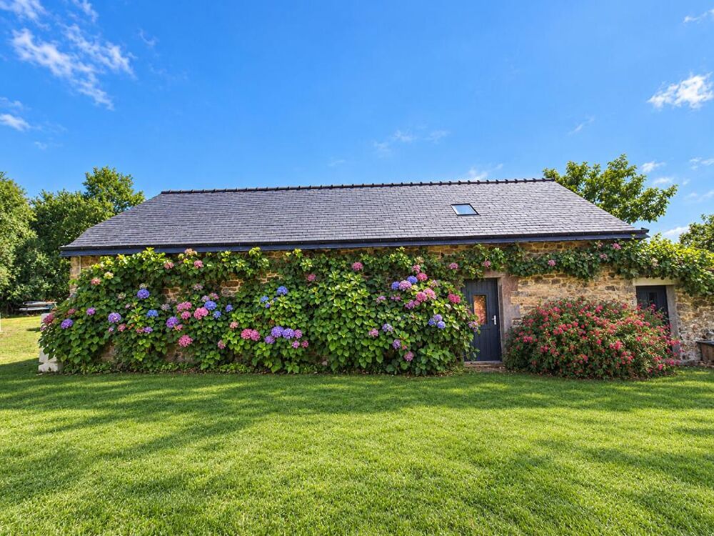 Vente Propriété/Château LANGUIDIC - PROPRIÉTÉ DE CARACTÈRE DE 242 M² AVEC GÎTES, GRANGE AMENAGEABLE  SUR 3 760 M² DE TERRAIN (220 m2 au sol encore aména Languidic