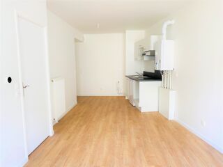  Appartement à louer 2 pièces 44 m²