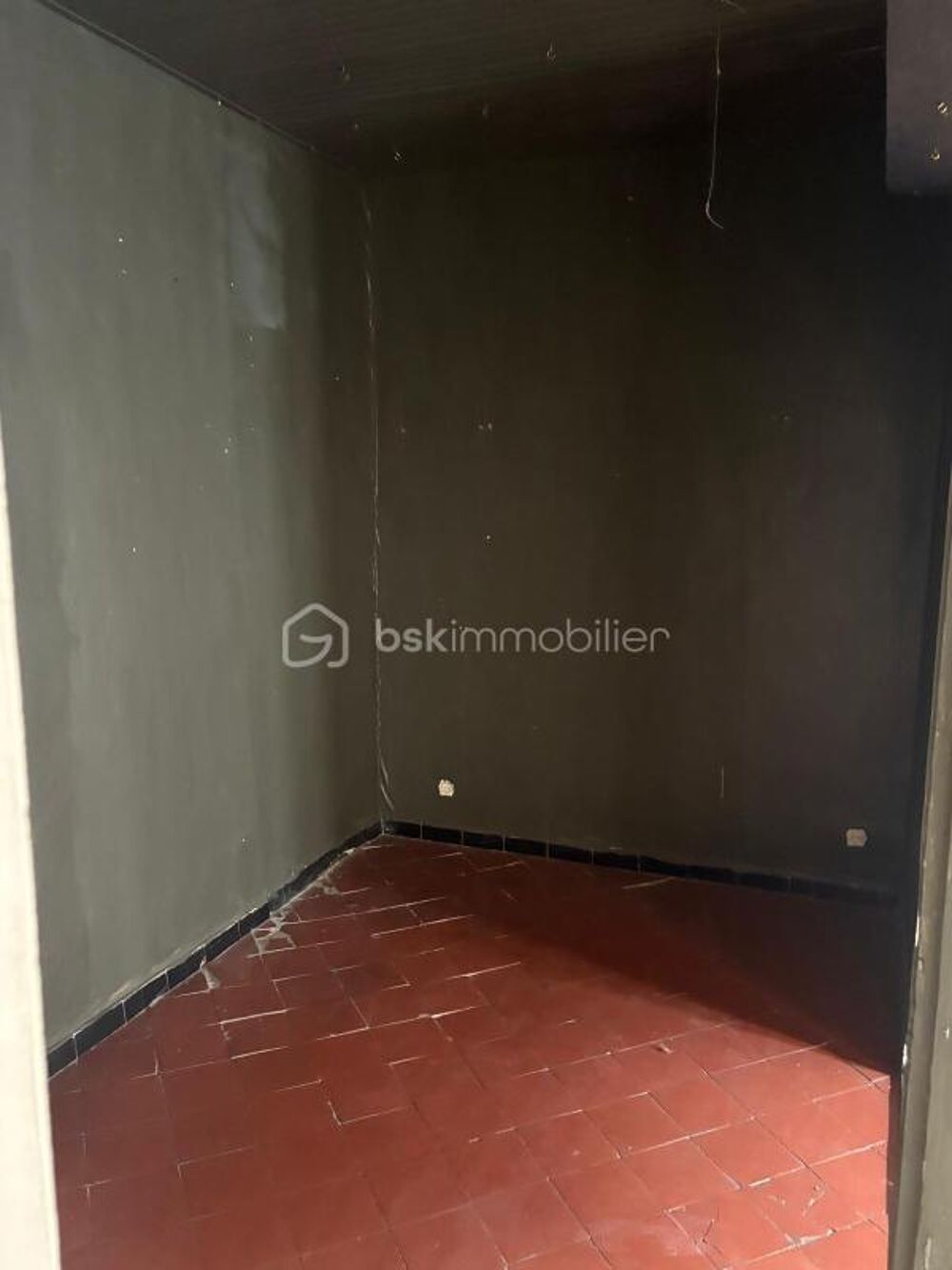 Vente Appartement SÈTE – QUARTIER HAUT – APPARTEMENT de type 2 À RÉNOVER Sete