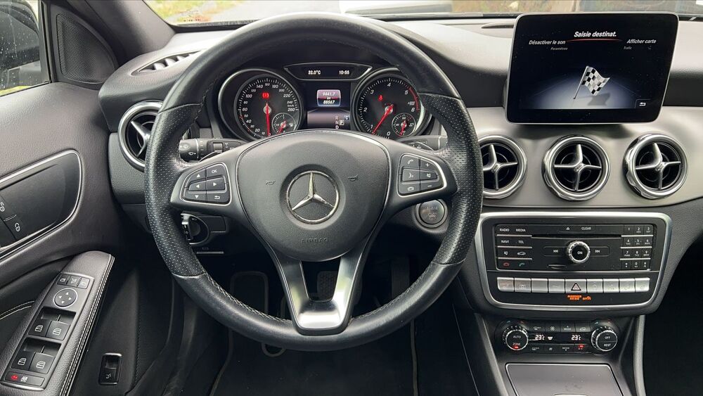 Classe GLA 2.1 200 CDI 136 Business - Automatique 2019 occasion 63000 Clermont Ferrand