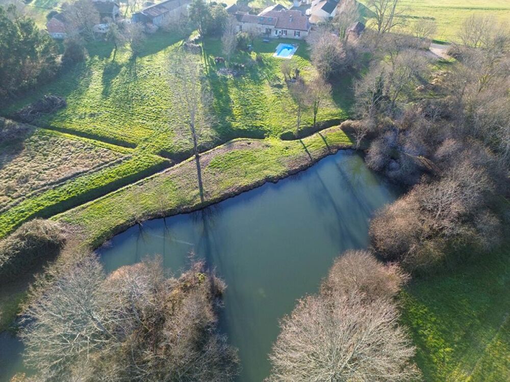 Vente Maison Charmante propriété en pierre, 254 m² à l'ouest de PERIGUEUX 24000 Neuvic