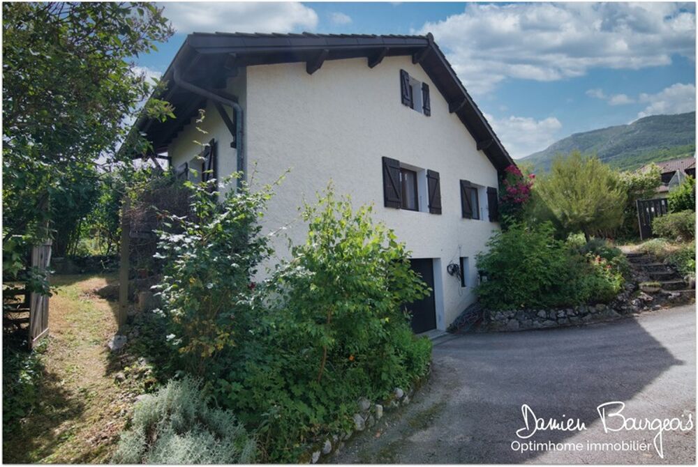 ? Très belle maison individuelle sur les hauteurs de Thoiry avec 680 m2 de parcelle