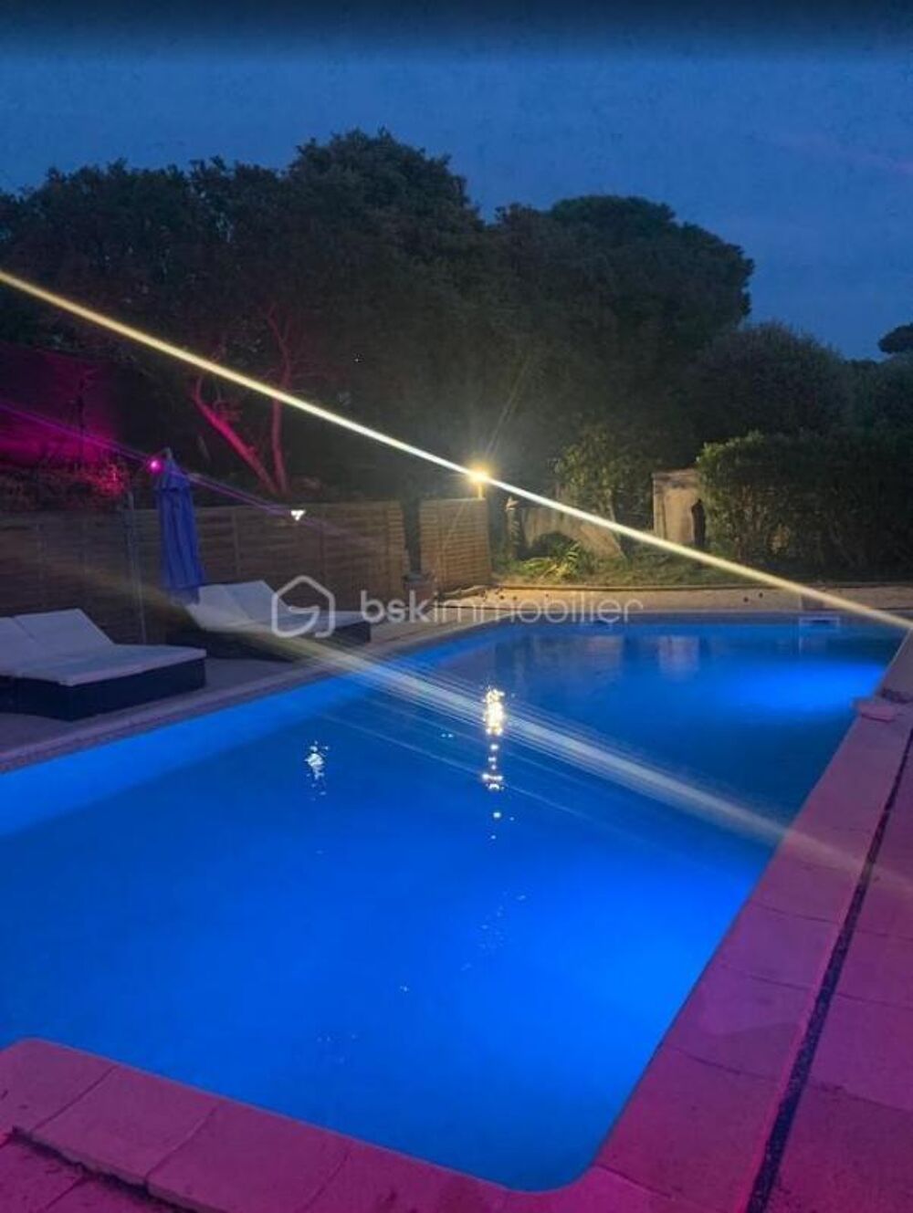 à vendre  Villa Sanary-sur-Mer (83110)