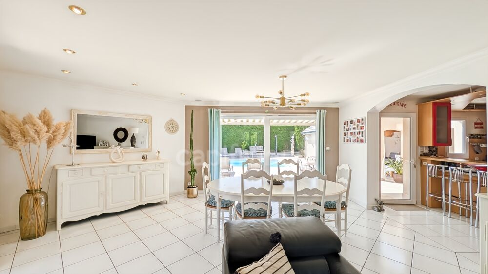 Vente Maison À 5 minutes de Chalon-sur-Saône (71) Superbe Villa de 200 m² double garage et dépendance Parc de 1 800 m² Piscine & Pool House ! Chalon sur saone