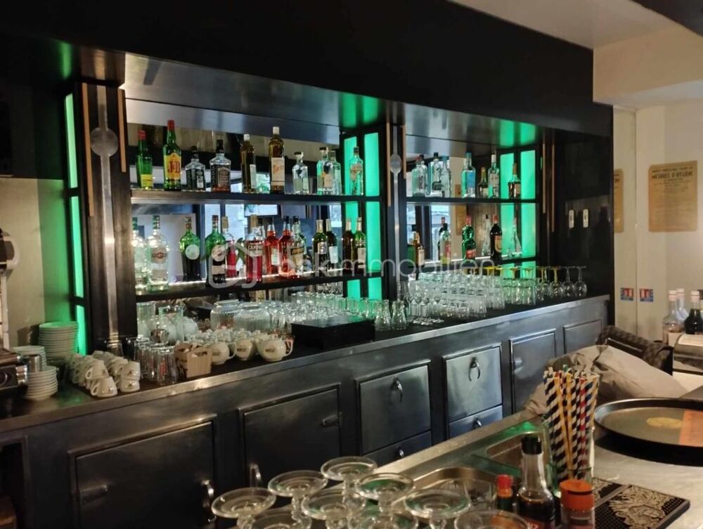   BRASSERIE BAR EMPLACEMENT N°1 MANDELIEU – GROS POTENTIEL – TERRASSE 50 M² 